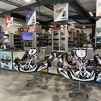Allées du magasin Action Karting